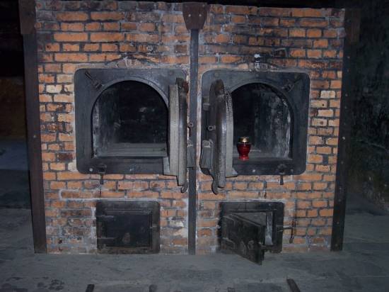 Piec krematoryjny z obozu w Auschwitz