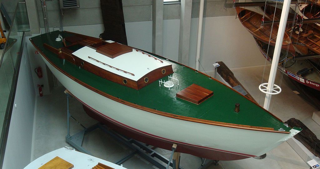 leonid teliga yacht